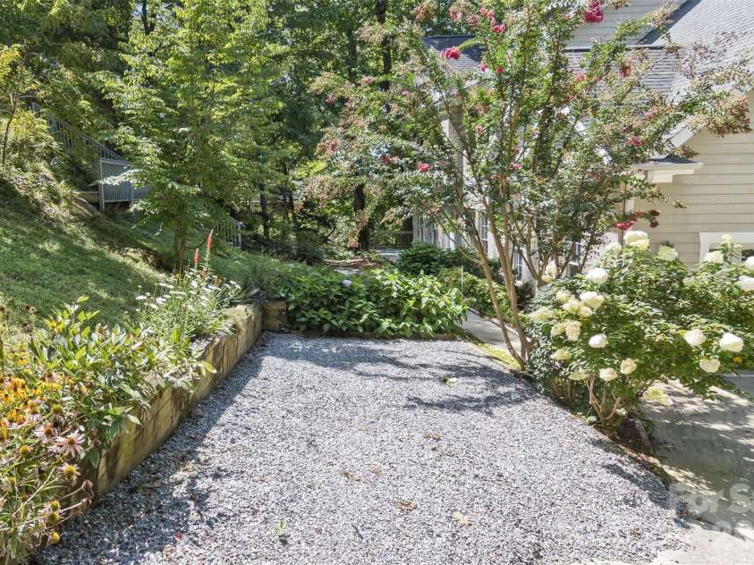 113 Ballantree Drive, Asheville, NC 28803.  MLS# CAR4417051, YatesRealty ID 50269. Extra Parking Space
