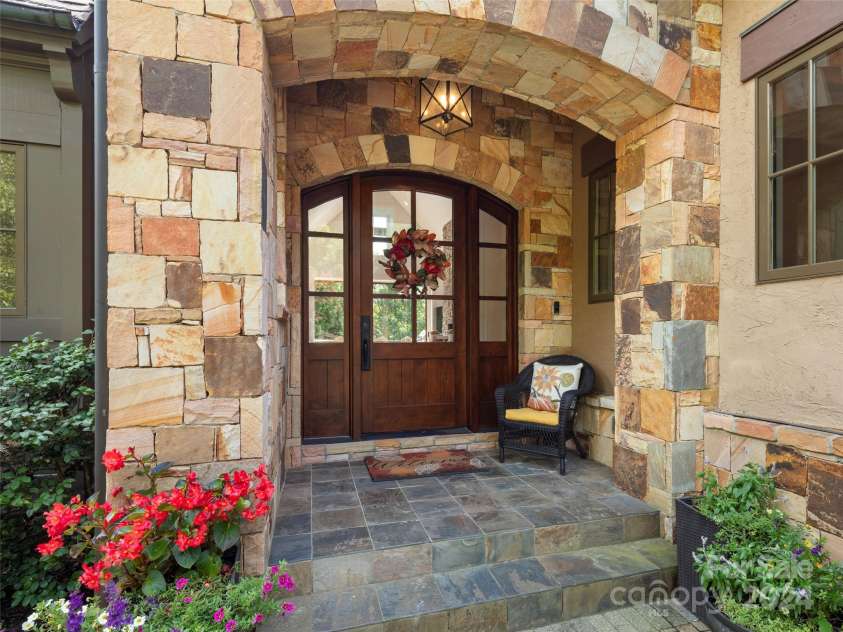 4 Windelsham Way, Arden, NC 28704.  MLS# CAR4184968, YatesRealty ID 5027. 