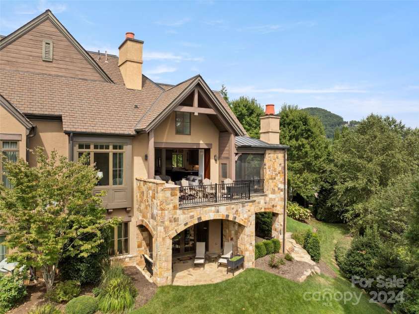 4 Windelsham Way, Arden, NC 28704.  MLS# CAR4184968, YatesRealty ID 5027. 