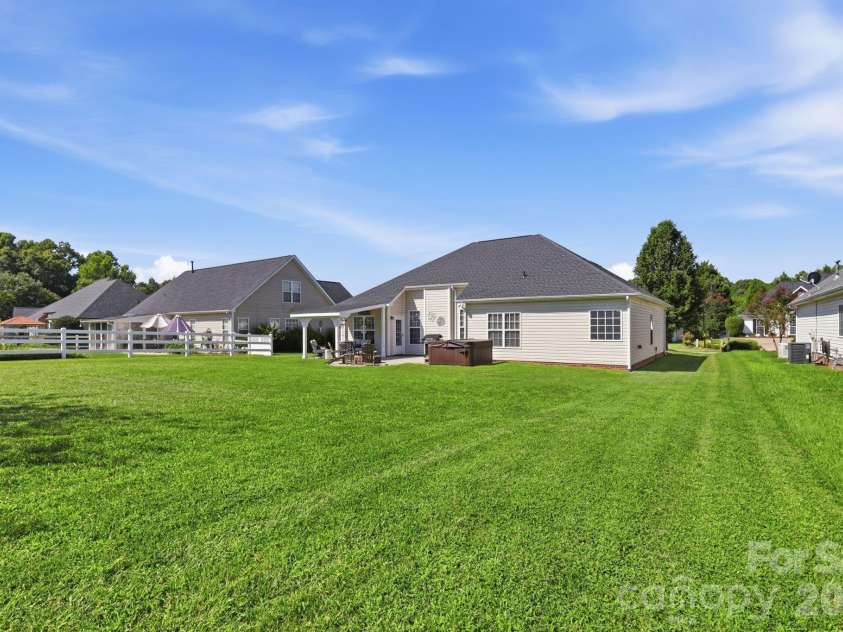 1005 Coral Bell Court, Monroe, NC 28110.  MLS# CAR4417061, YatesRealty ID 50271. 