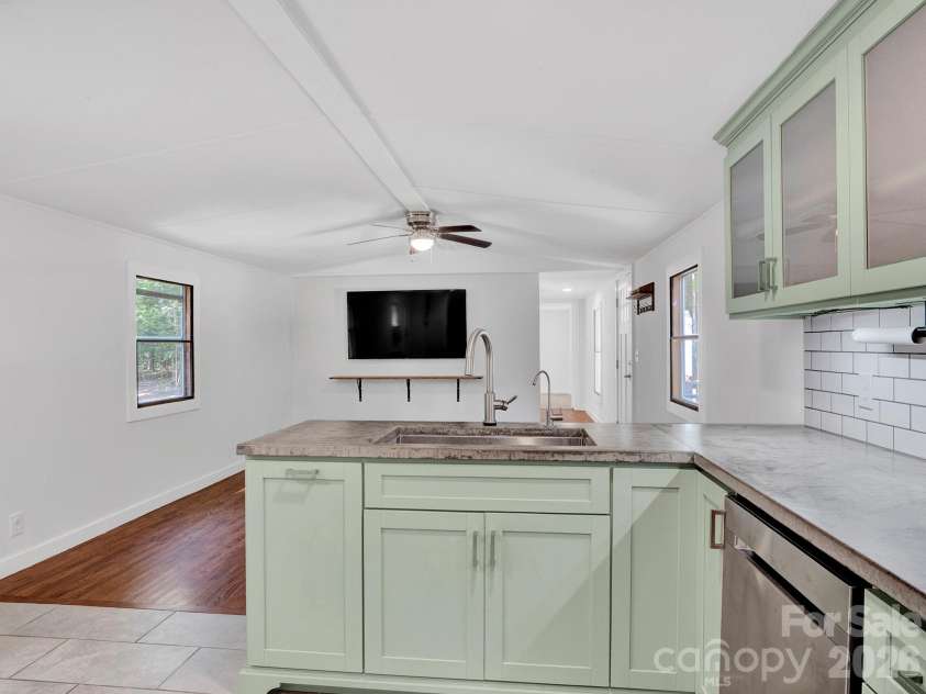 6303 Griffin Road, Lancaster, SC 29720.  MLS# CAR4422989, YatesRealty ID 50273. 