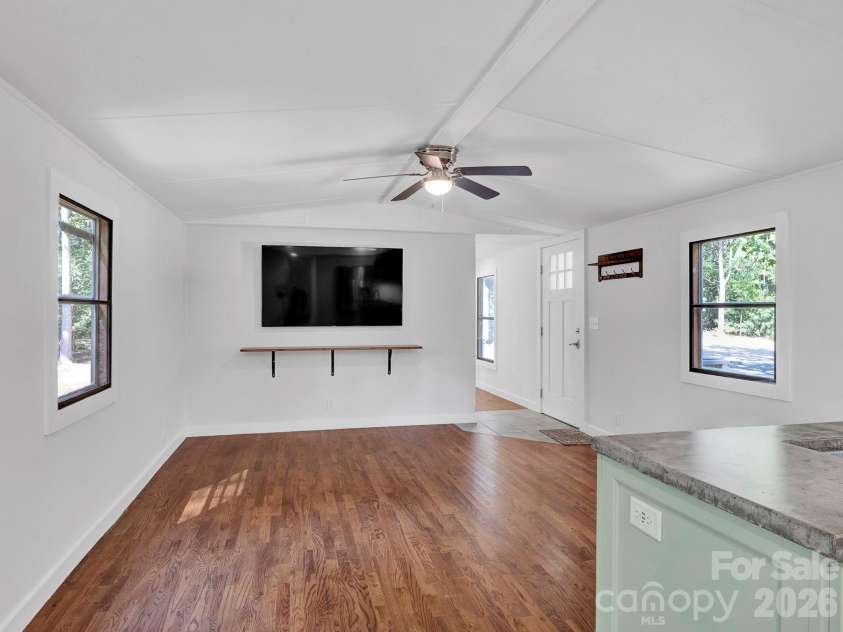 6303 Griffin Road, Lancaster, SC 29720.  MLS# CAR4422989, YatesRealty ID 50273. 