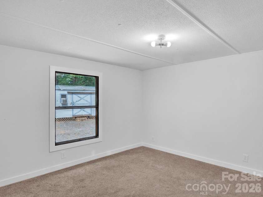 6303 Griffin Road, Lancaster, SC 29720.  MLS# CAR4422989, YatesRealty ID 50273. 