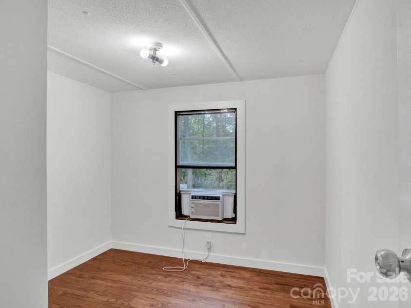6303 Griffin Road, Lancaster, SC 29720.  MLS# CAR4422989, YatesRealty ID 50273. 