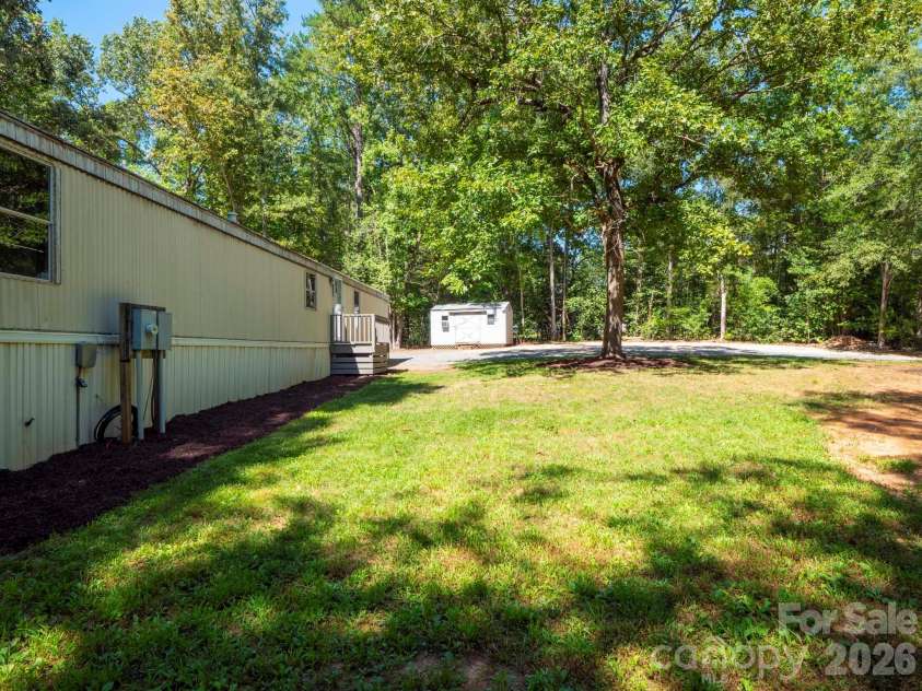 6303 Griffin Road, Lancaster, SC 29720.  MLS# CAR4422989, YatesRealty ID 50273. 