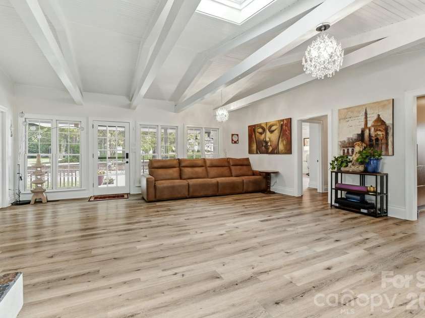 211 Pinner Road, Arden, NC 28704.  MLS# CAR4422716, YatesRealty ID 50274. 