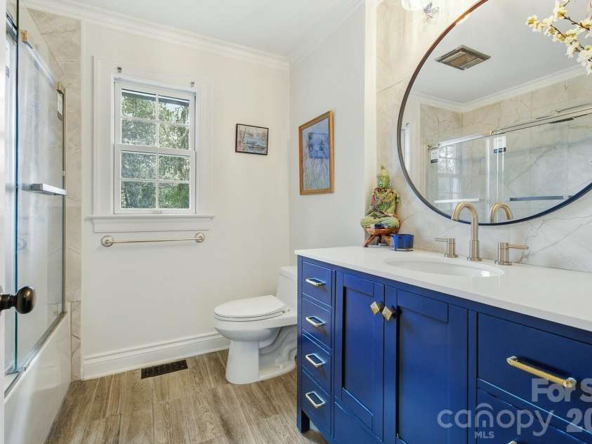 211 Pinner Road, Arden, NC 28704.  MLS# CAR4422716, YatesRealty ID 50274. 