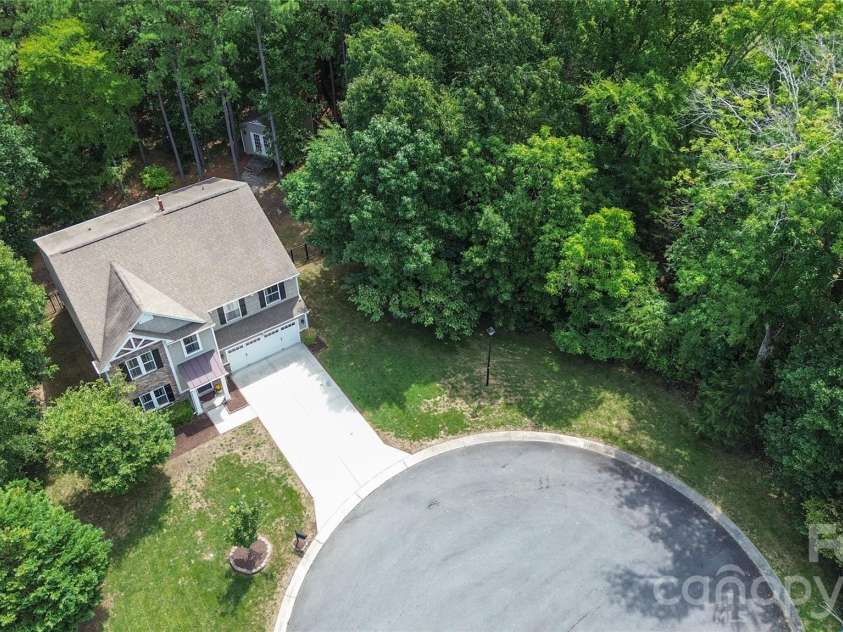 137 Poplin Place, Clover, SC 29710.  MLS# CAR4412950, YatesRealty ID 50275. 