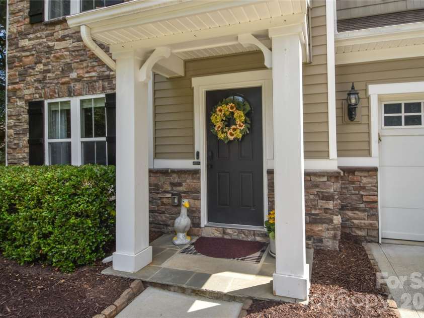 137 Poplin Place, Clover, SC 29710.  MLS# CAR4412950, YatesRealty ID 50275. 