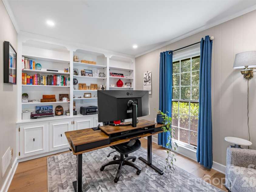 10 Bald Eagle Road, Lake Wylie, SC 29710.  MLS# CAR4421997, YatesRealty ID 50278. Built ins in this bedroom help this space effortlessly function as home office too
