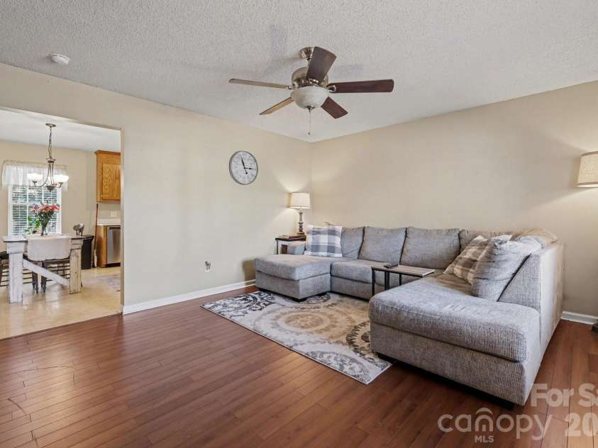 105 Chadwick Circle, Dallas, NC 28034.  MLS# CAR4359647, YatesRealty ID 5028. 