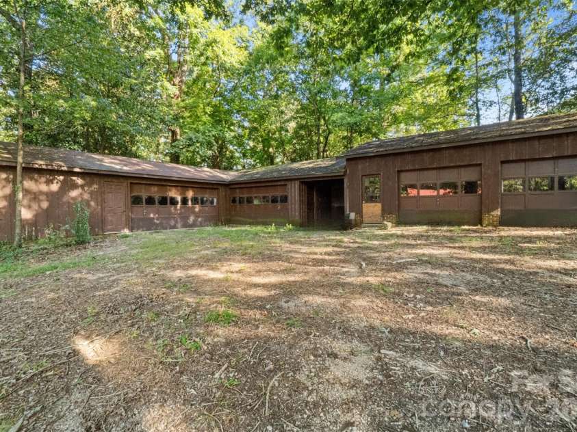 413 Elm Street, Marshville, NC 28103.  MLS# CAR4423645, YatesRealty ID 50282. 