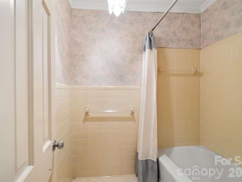 413 Elm Street, Marshville, NC 28103.  MLS# CAR4423645, YatesRealty ID 50282. 