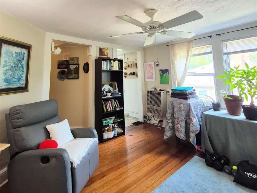 41 Panola Street, Asheville, NC 28801.  MLS# CAR4406063, YatesRealty ID 50287. Also LR - Apt 3 -2026