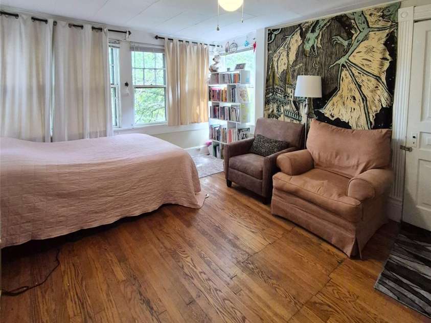 41 Panola Street, Asheville, NC 28801.  MLS# CAR4406063, YatesRealty ID 50287. Apt. 3- BR- 2026