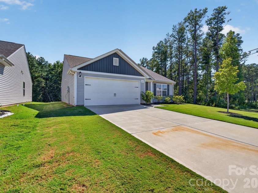 632 Lancelot Drive, Richburg, SC 29729.  MLS# CAR4423740, YatesRealty ID 50292. 