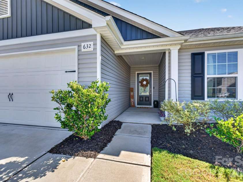 632 Lancelot Drive, Richburg, SC 29729.  MLS# CAR4423740, YatesRealty ID 50292. 