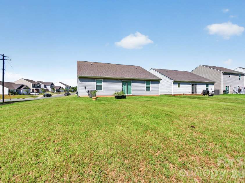 632 Lancelot Drive, Richburg, SC 29729.  MLS# CAR4423740, YatesRealty ID 50292. 