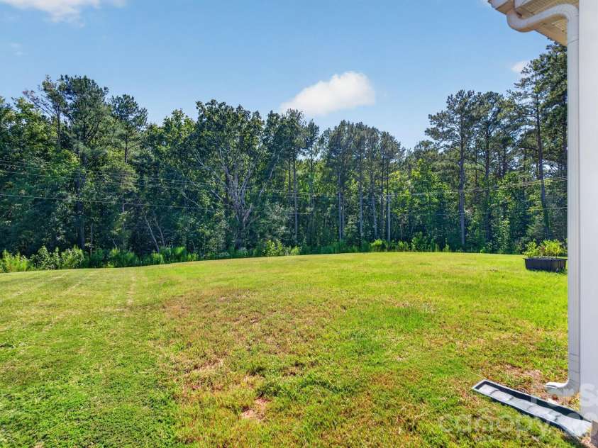 632 Lancelot Drive, Richburg, SC 29729.  MLS# CAR4423740, YatesRealty ID 50292. 