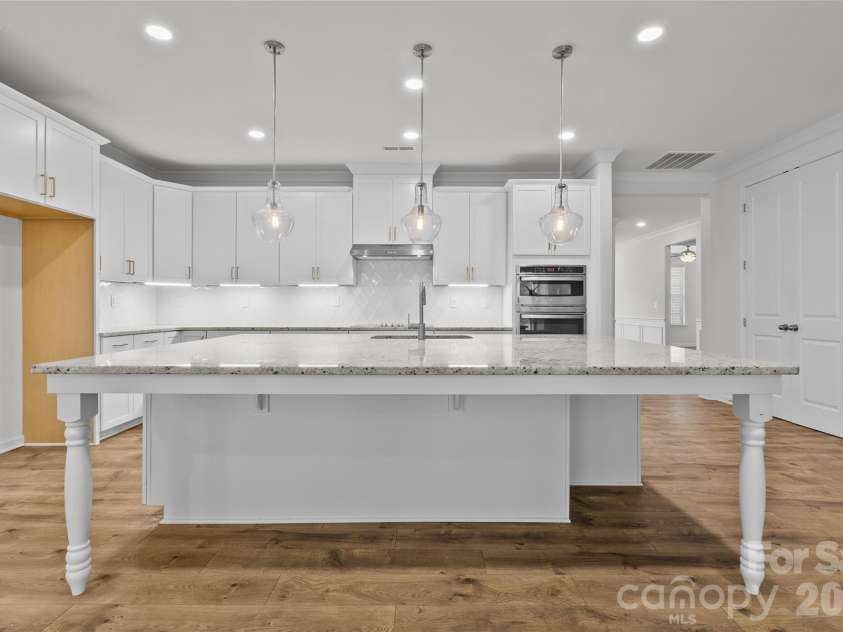 7893 Creek Park Drive, Denver, NC 28037.  MLS# CAR4420383, YatesRealty ID 50293. 