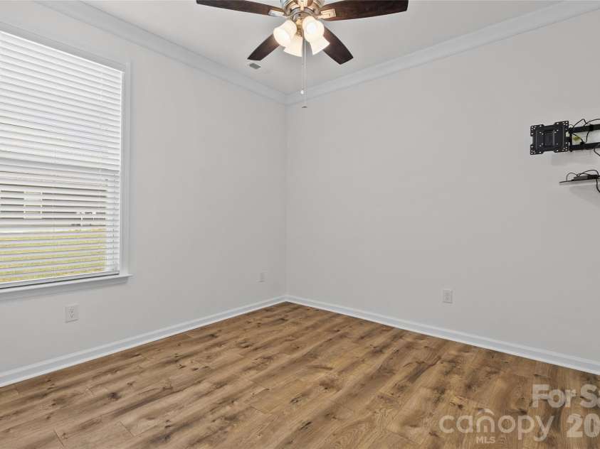 7893 Creek Park Drive, Denver, NC 28037.  MLS# CAR4420383, YatesRealty ID 50293. 