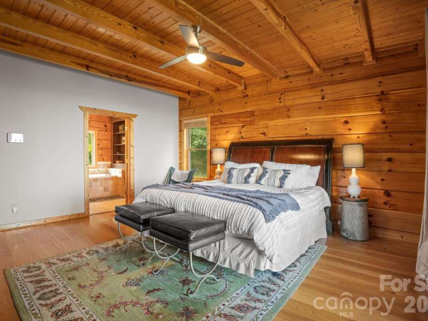 372 Broken Arrow Trail, Boone, NC 28607.  MLS# CAR4423757, YatesRealty ID 50296. 