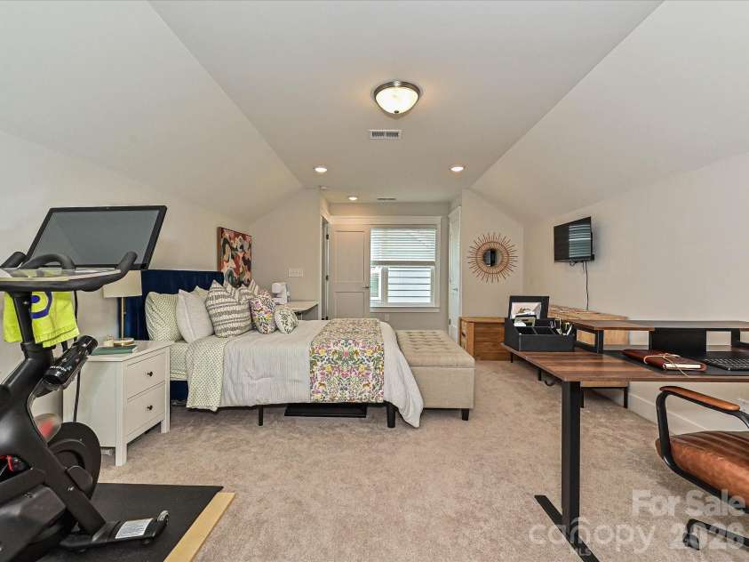 4025 Belle Landing Road, Charlotte, NC 28270.  MLS# CAR4308851, YatesRealty ID 50297. Upper Level