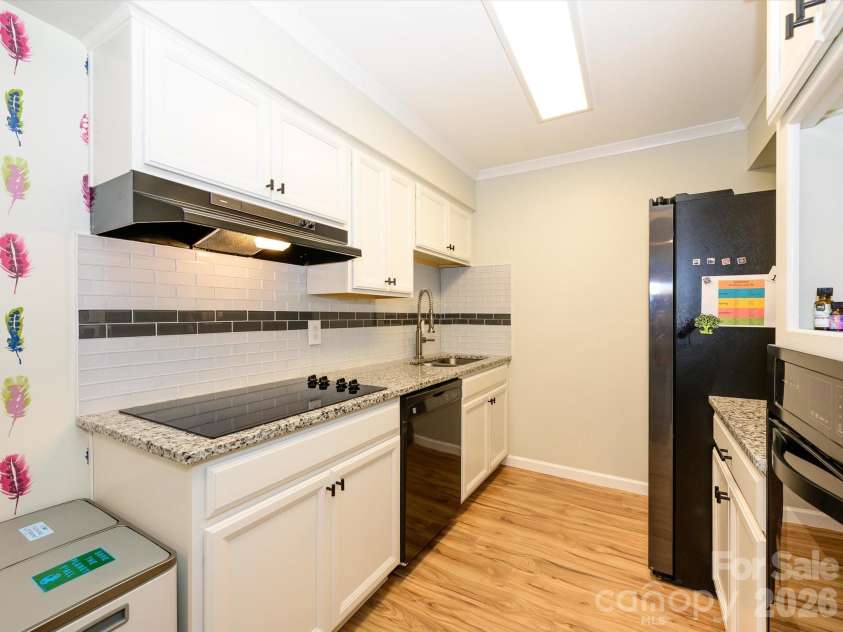 4743 Hedgemore Drive, Charlotte, NC 28209.  MLS# CAR4413983, YatesRealty ID 50299. 