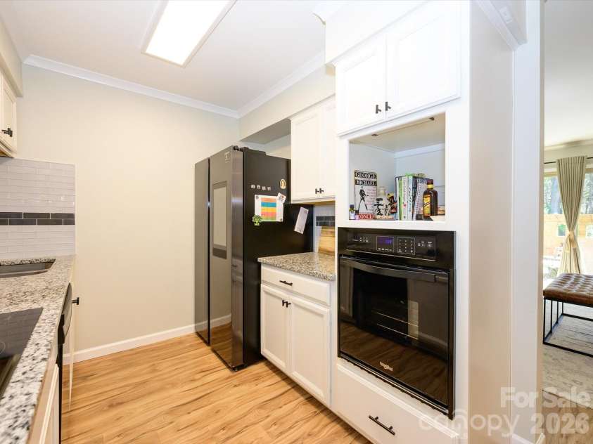 4743 Hedgemore Drive, Charlotte, NC 28209.  MLS# CAR4413983, YatesRealty ID 50299. 