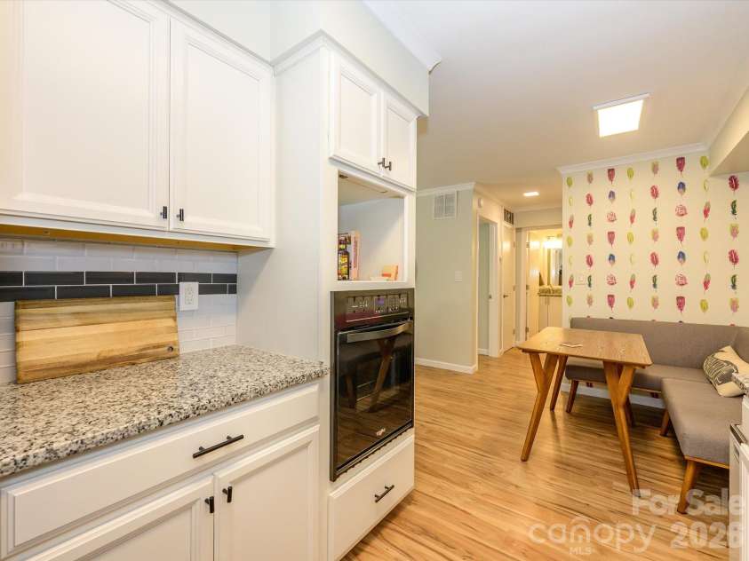 4743 Hedgemore Drive, Charlotte, NC 28209.  MLS# CAR4413983, YatesRealty ID 50299. 