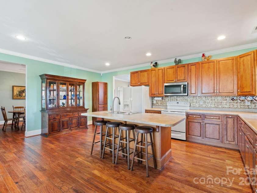 261 Nabors Road, Statesville, NC 28677.  MLS# CAR4216512, YatesRealty ID 503. 