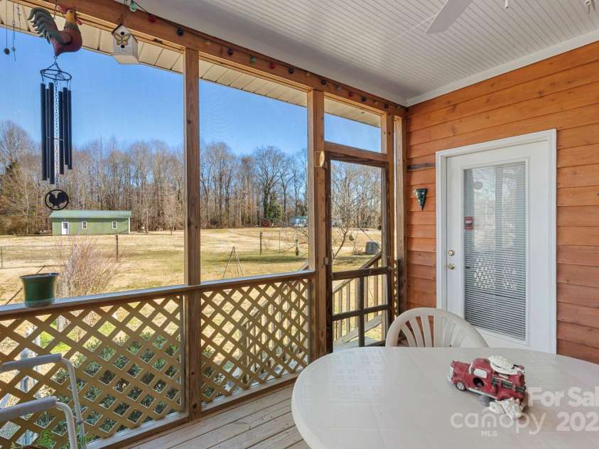 261 Nabors Road, Statesville, NC 28677.  MLS# CAR4216512, YatesRealty ID 503. 