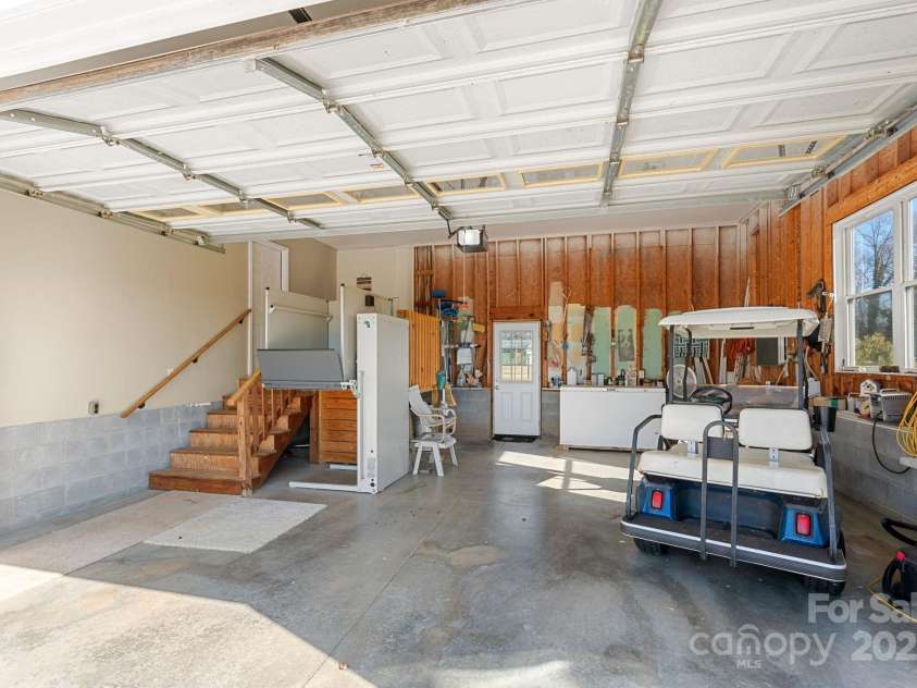 261 Nabors Road, Statesville, NC 28677.  MLS# CAR4216512, YatesRealty ID 503. 