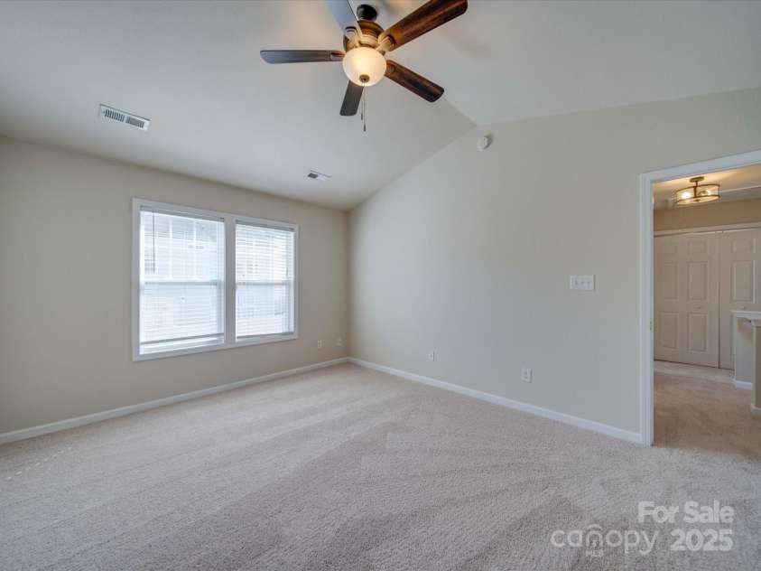 13410 Tartarian Court, Charlotte, NC 28215.  MLS# CAR4220153, YatesRealty ID 5030. 