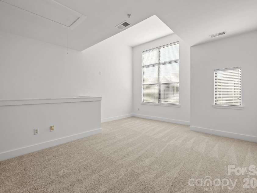 927 8TH Street, Charlotte, NC 28204.  MLS# CAR4352378, YatesRealty ID 5030. 