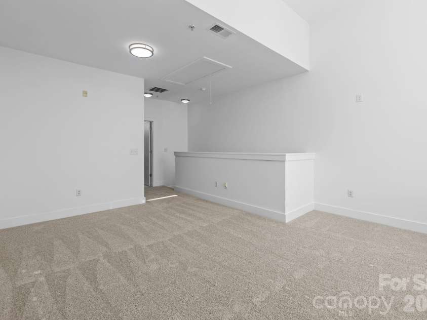 927 8TH Street, Charlotte, NC 28204.  MLS# CAR4352378, YatesRealty ID 5030. 