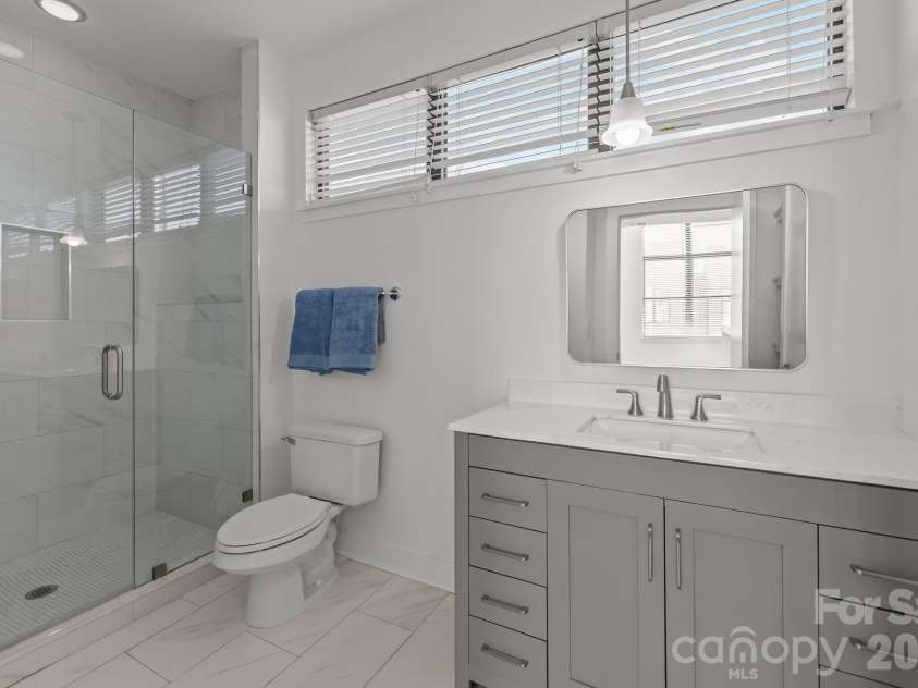 927 8TH Street, Charlotte, NC 28204.  MLS# CAR4352378, YatesRealty ID 5030. 