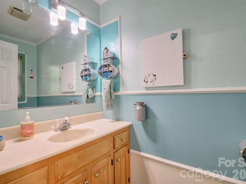 319 Don Mccarter Drive, Clover, SC 29710.  MLS# CAR4422550, YatesRealty ID 50304. 