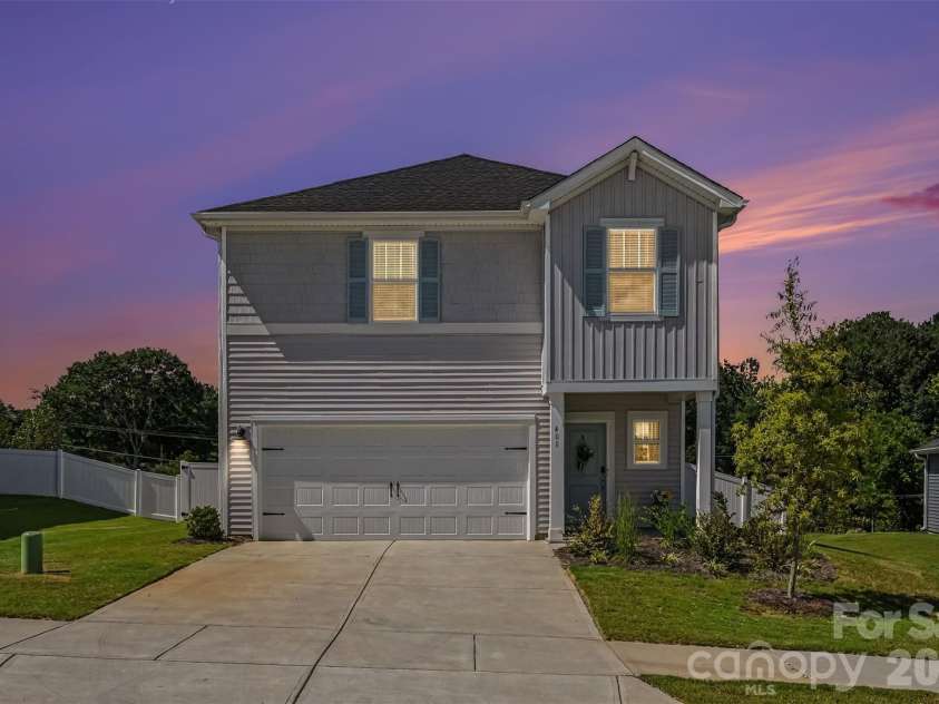 408 Luna Lane, Shelby, NC 28152.  MLS# CAR4422563, YatesRealty ID 50305. Schedule your showing today!