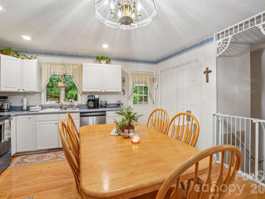 650 Creek Side Drive, Maggie Valley, NC 28751.  MLS# CAR4423775, YatesRealty ID 50310. 