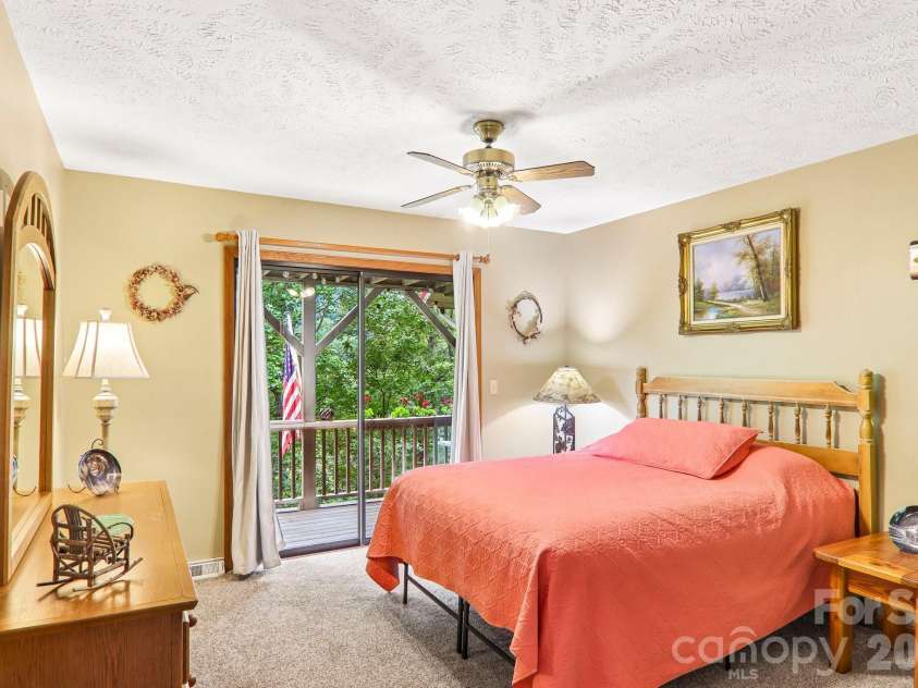 36 Nicholas Lane, Maggie Valley, NC 28751.  MLS# CAR4422932, YatesRealty ID 50311. 