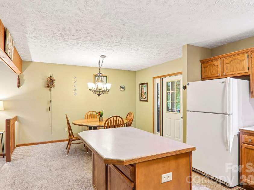 36 Nicholas Lane, Maggie Valley, NC 28751.  MLS# CAR4422932, YatesRealty ID 50311. Kitchen