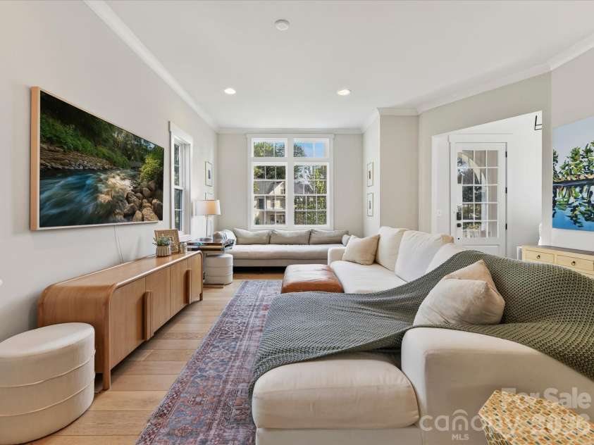 2405 Marlowe Avenue, Charlotte, NC 28208.  MLS# CAR4423166, YatesRealty ID 50312. 