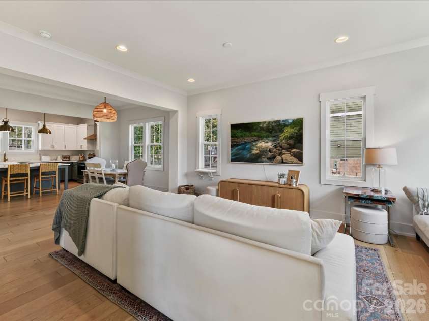 2405 Marlowe Avenue, Charlotte, NC 28208.  MLS# CAR4423166, YatesRealty ID 50312. 