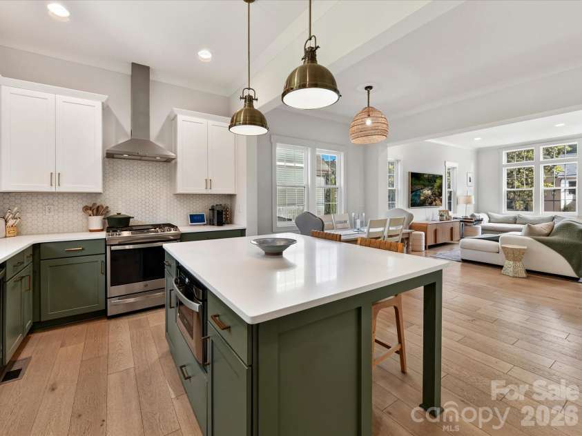 2405 Marlowe Avenue, Charlotte, NC 28208.  MLS# CAR4423166, YatesRealty ID 50312. 