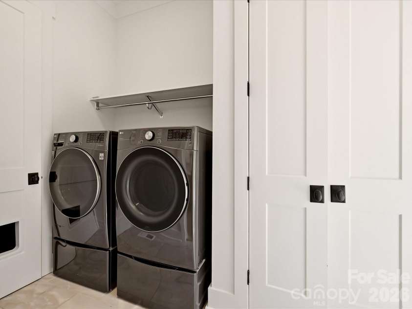 2405 Marlowe Avenue, Charlotte, NC 28208.  MLS# CAR4423166, YatesRealty ID 50312. 