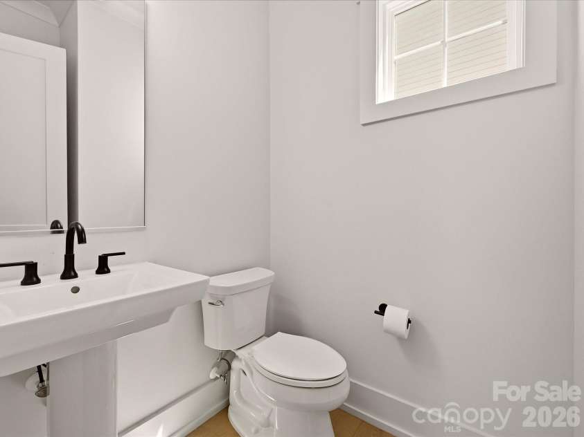 2405 Marlowe Avenue, Charlotte, NC 28208.  MLS# CAR4423166, YatesRealty ID 50312. 
