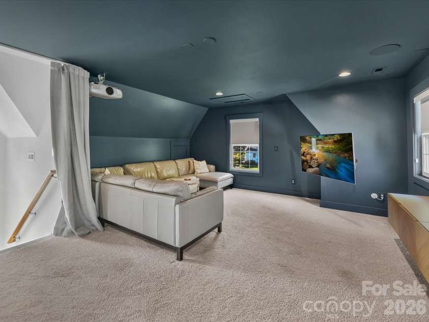 2405 Marlowe Avenue, Charlotte, NC 28208.  MLS# CAR4423166, YatesRealty ID 50312. 