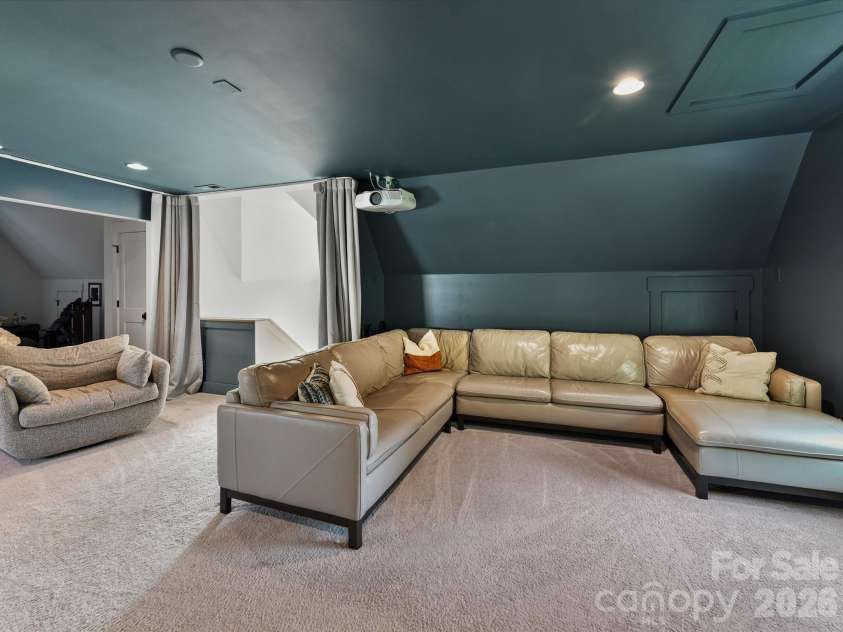 2405 Marlowe Avenue, Charlotte, NC 28208.  MLS# CAR4423166, YatesRealty ID 50312. 