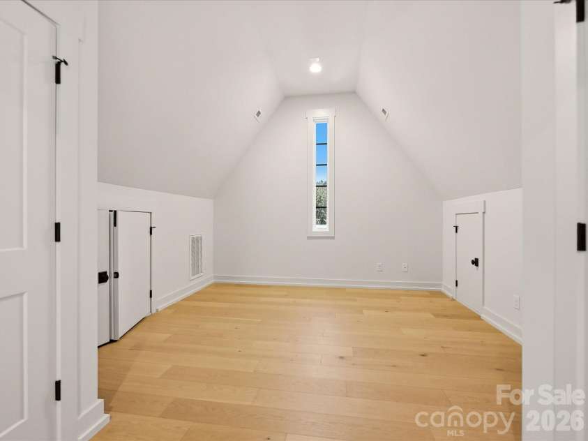 2405 Marlowe Avenue, Charlotte, NC 28208.  MLS# CAR4423166, YatesRealty ID 50312. Flex space off Bonus room